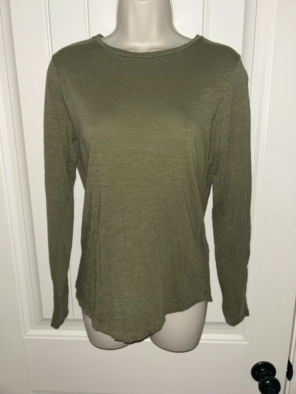 NEW Eileen Fisher 100% Organic Cotton Women’s Long Sleeve Crewneck Top Olive XS